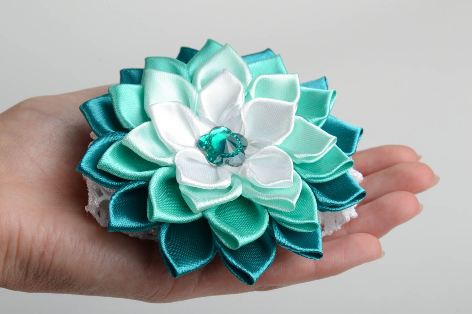 Handgemachtes Haarband mit Blumen schön für kleines Mädchen handgeschaffen toll foto 5