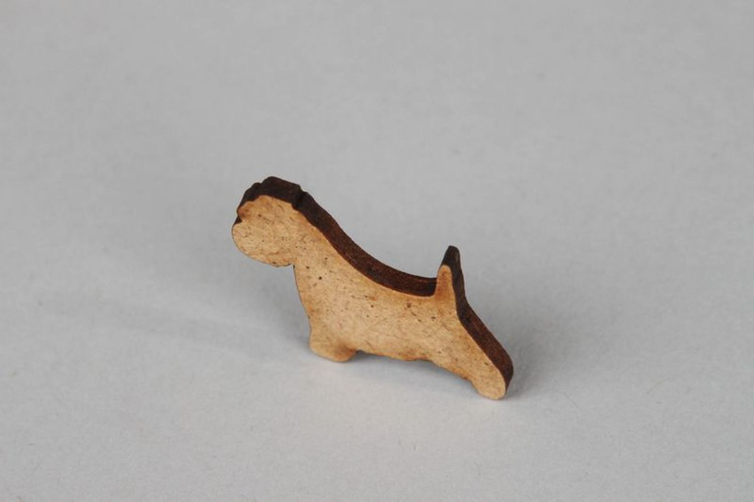 Chipboard original en forme de chien en bois photo 3