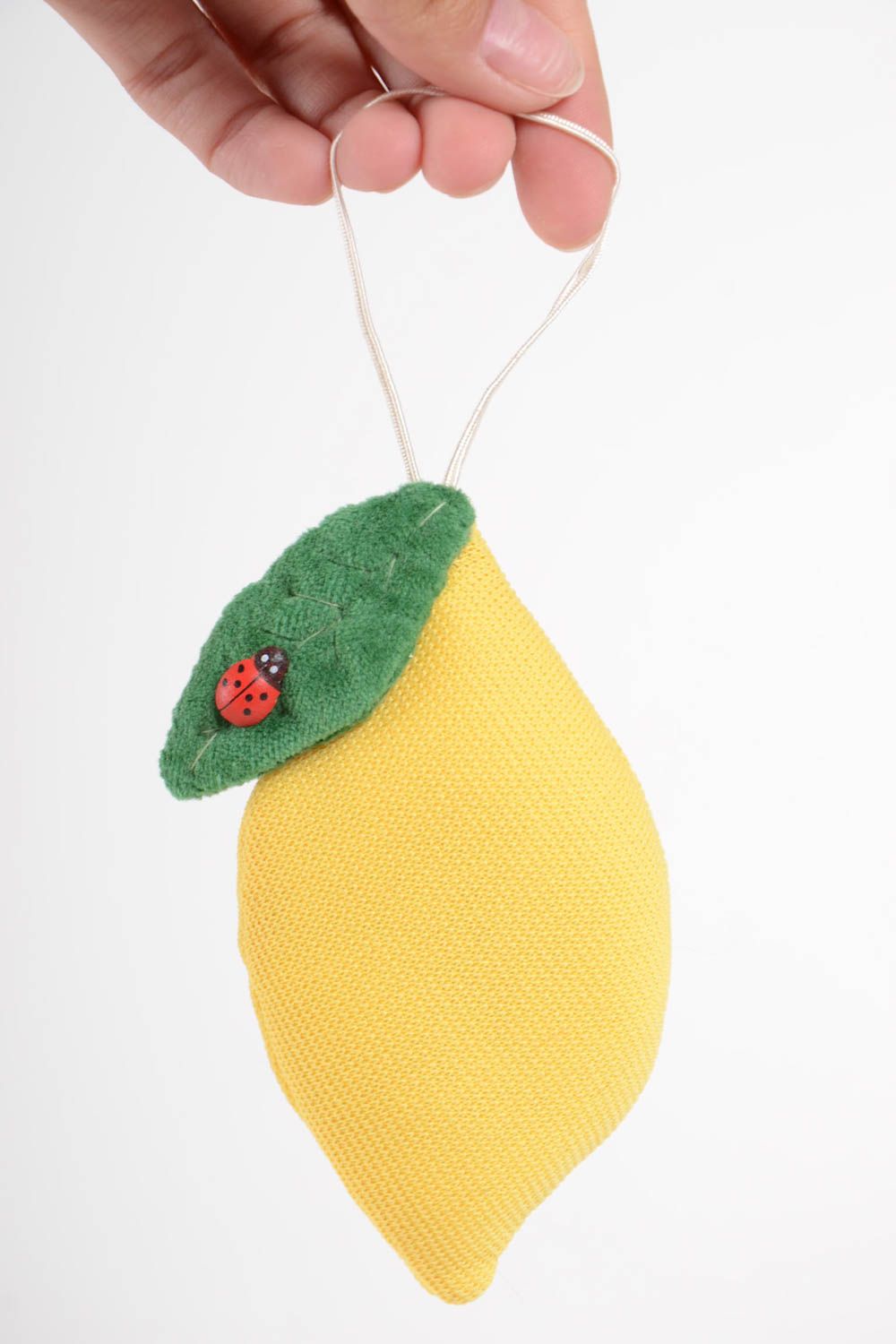 Porta aghi fatto a mano pendente a forma di limone accessori lavori d'ago foto 2