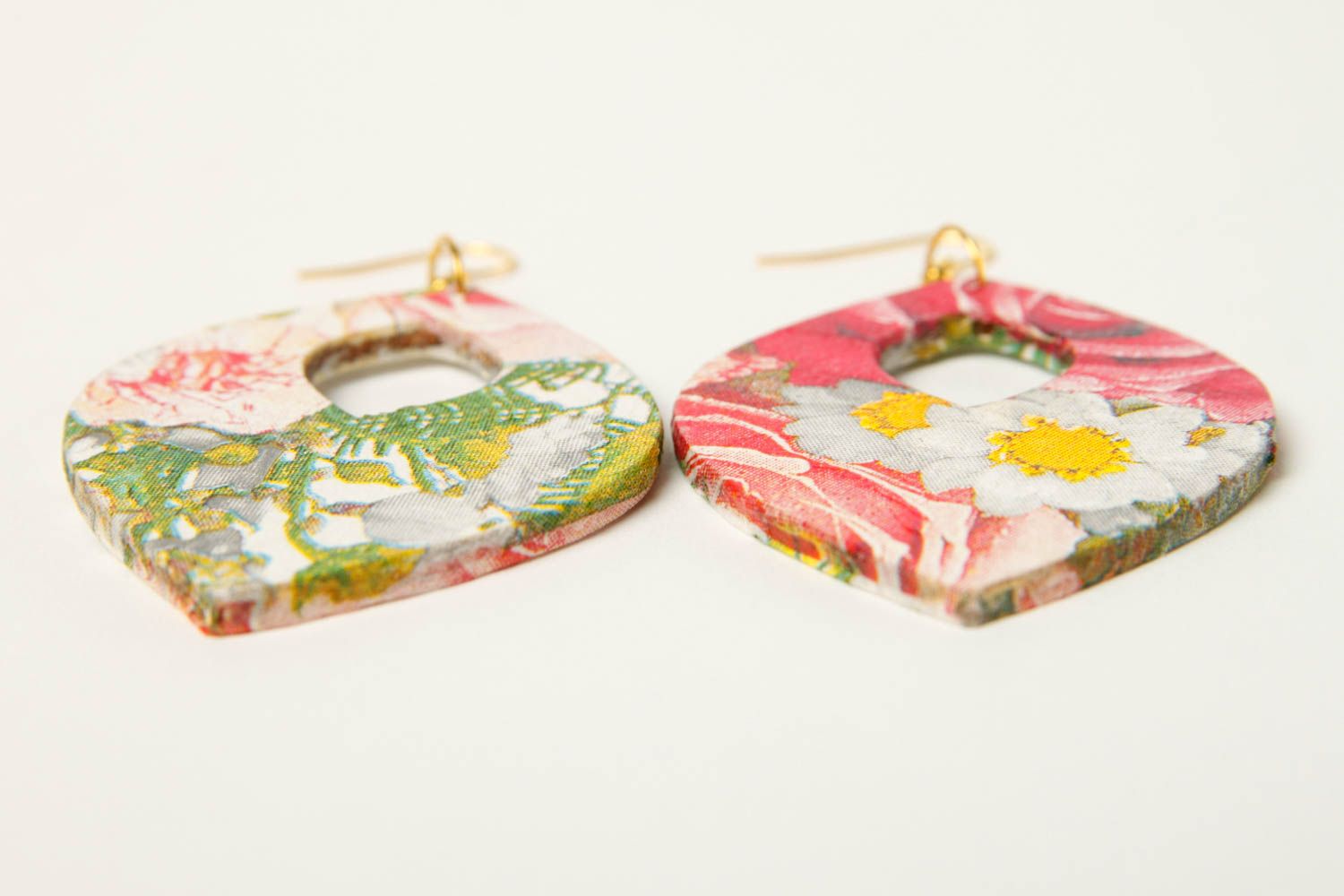 Украшение ручной работы деревянные серьги с цветочным узором модные серьги фото 4