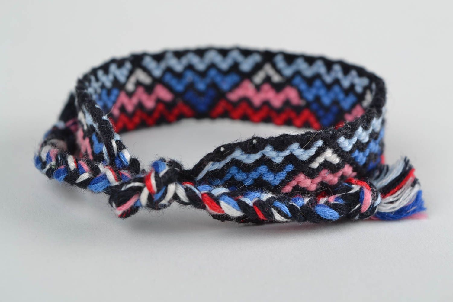 Bracelet tressé en fils moulinés macramé unisexe multicolore à motif fait main photo 4