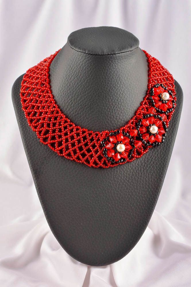 Collier en perles de rocaille Bijou fait main rouge large Cadeau femme photo 1