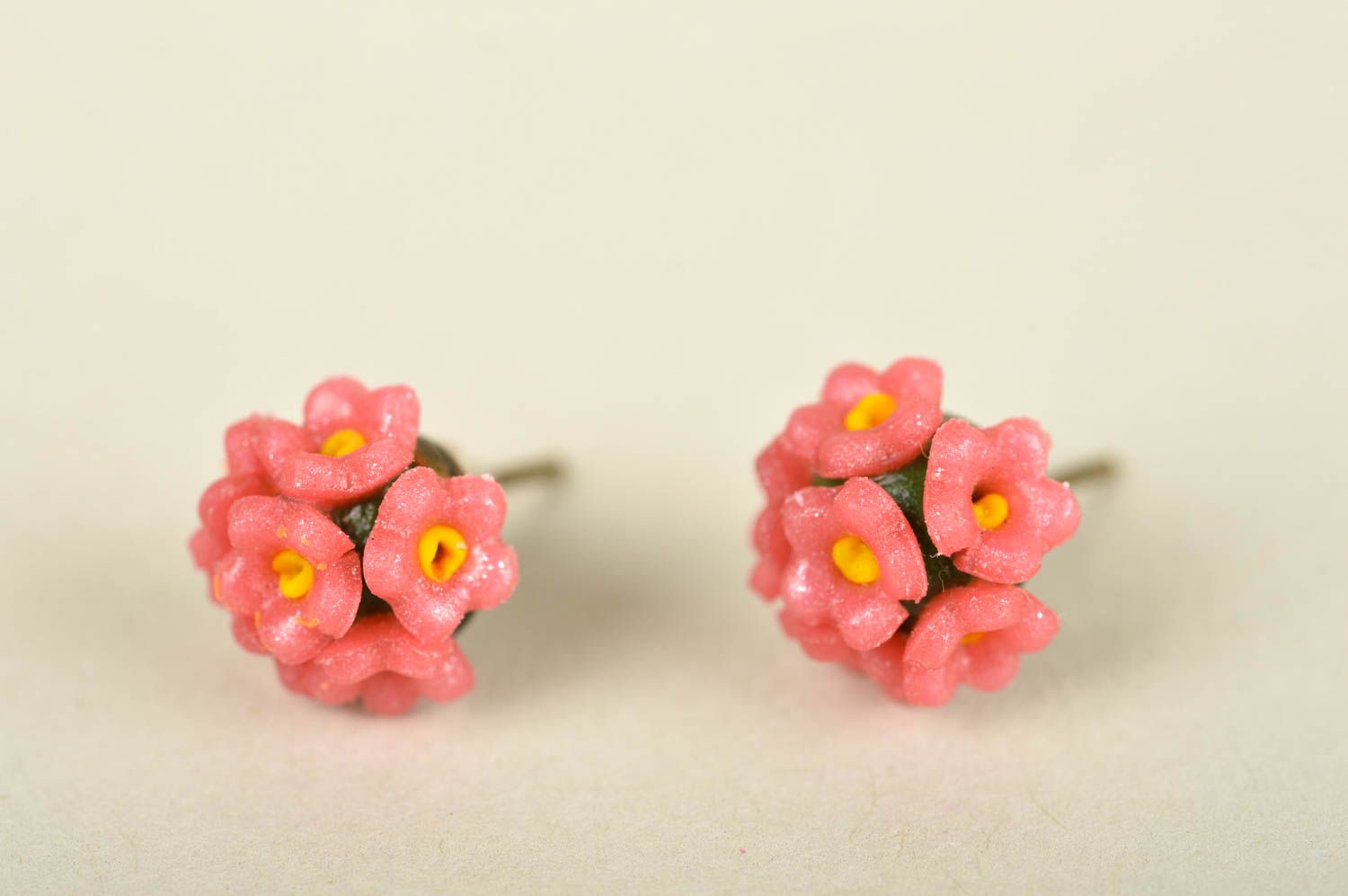 Handmade womens plastic earrings flower stud earrings artisan jewelry gift ideas photo 2