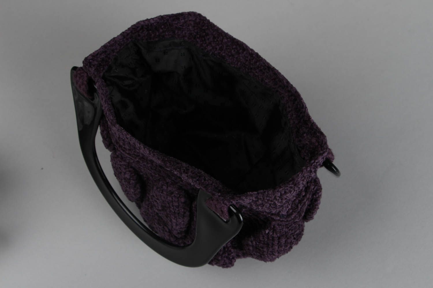 Crochet velour purse photo 4