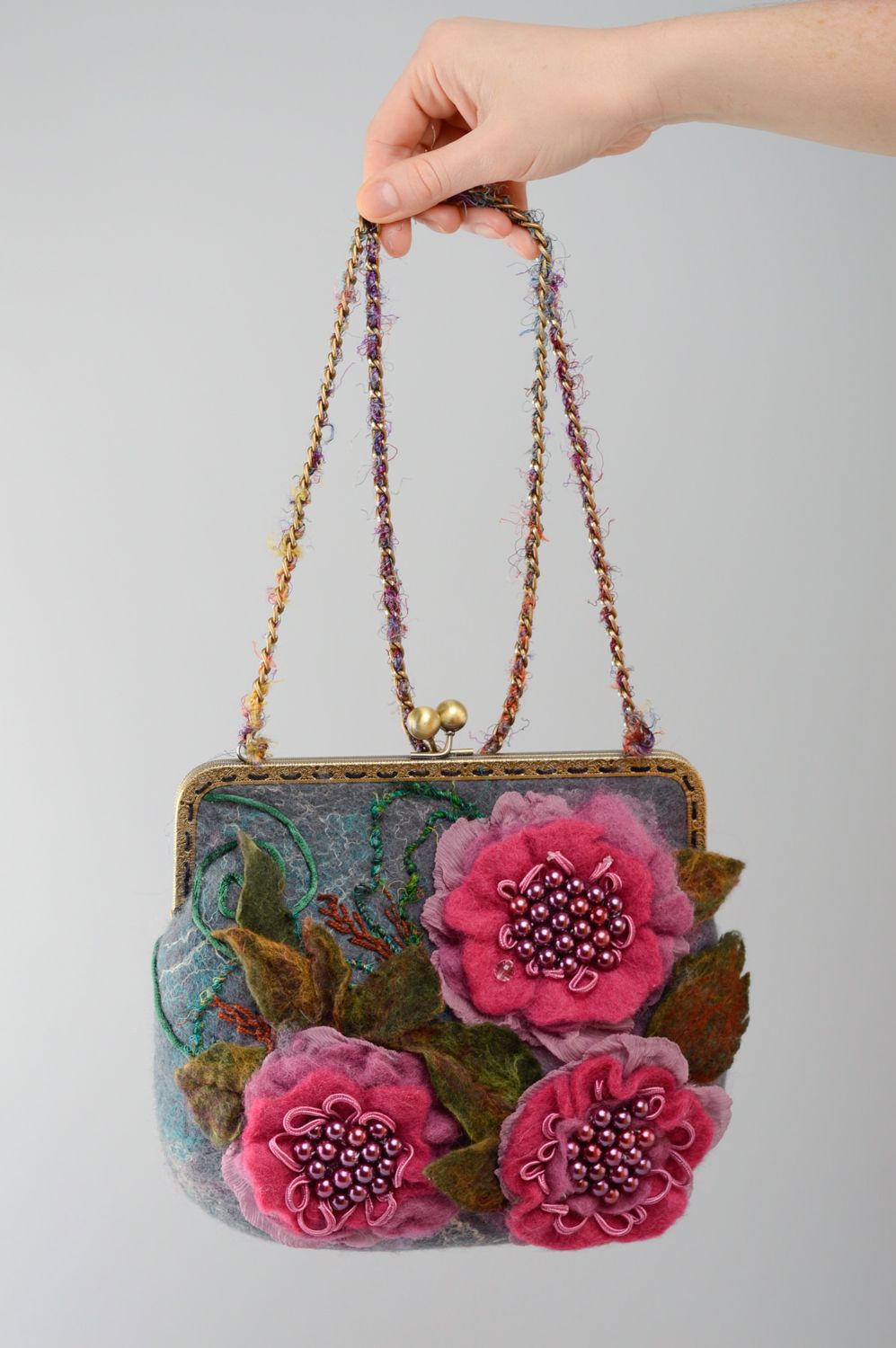 Felted bag with flowers and chain handle photo 5