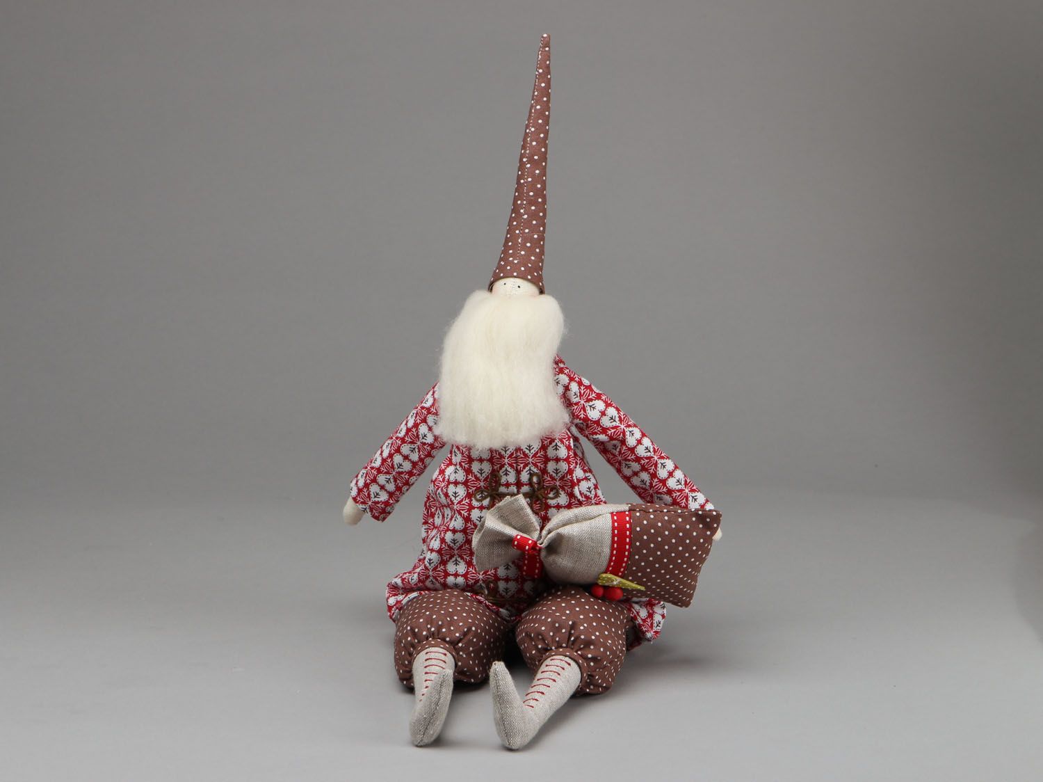 Soft toy Santa with Gift photo 1