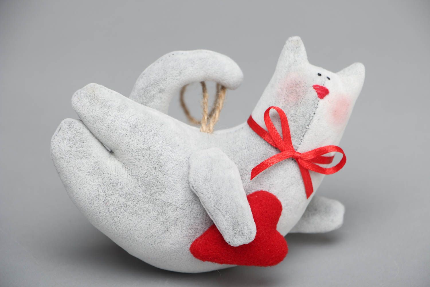 Мягкая игрушка с петелькой ручной работы Влюбленный кот фото 1