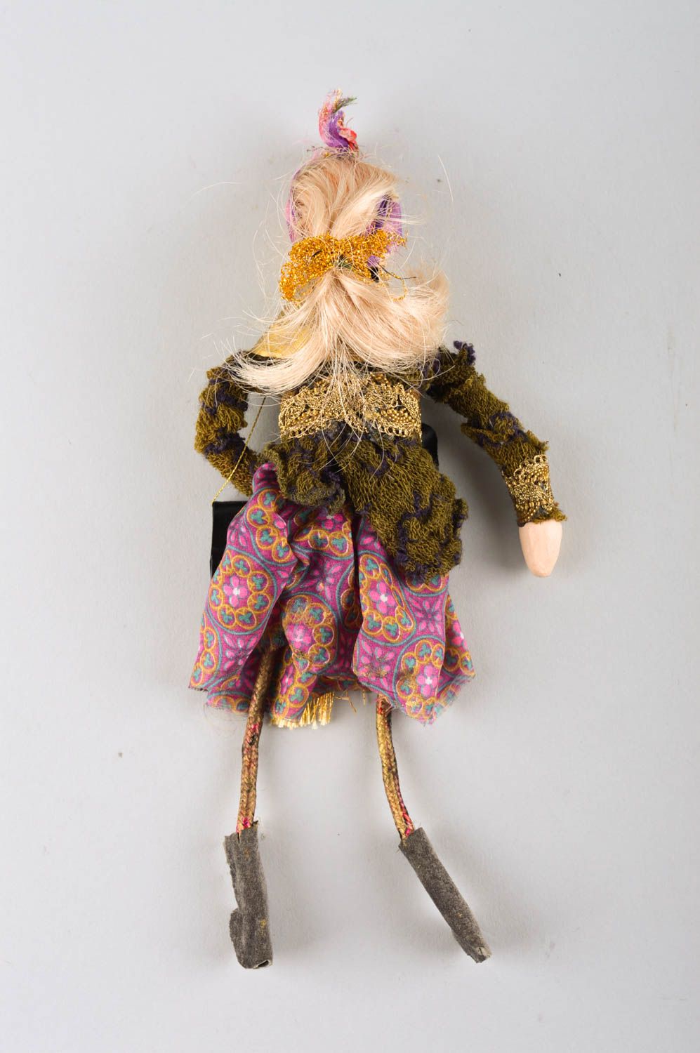Bambola bella in stoffa fatta a mano pupazzo tessile originale da collezione foto 5