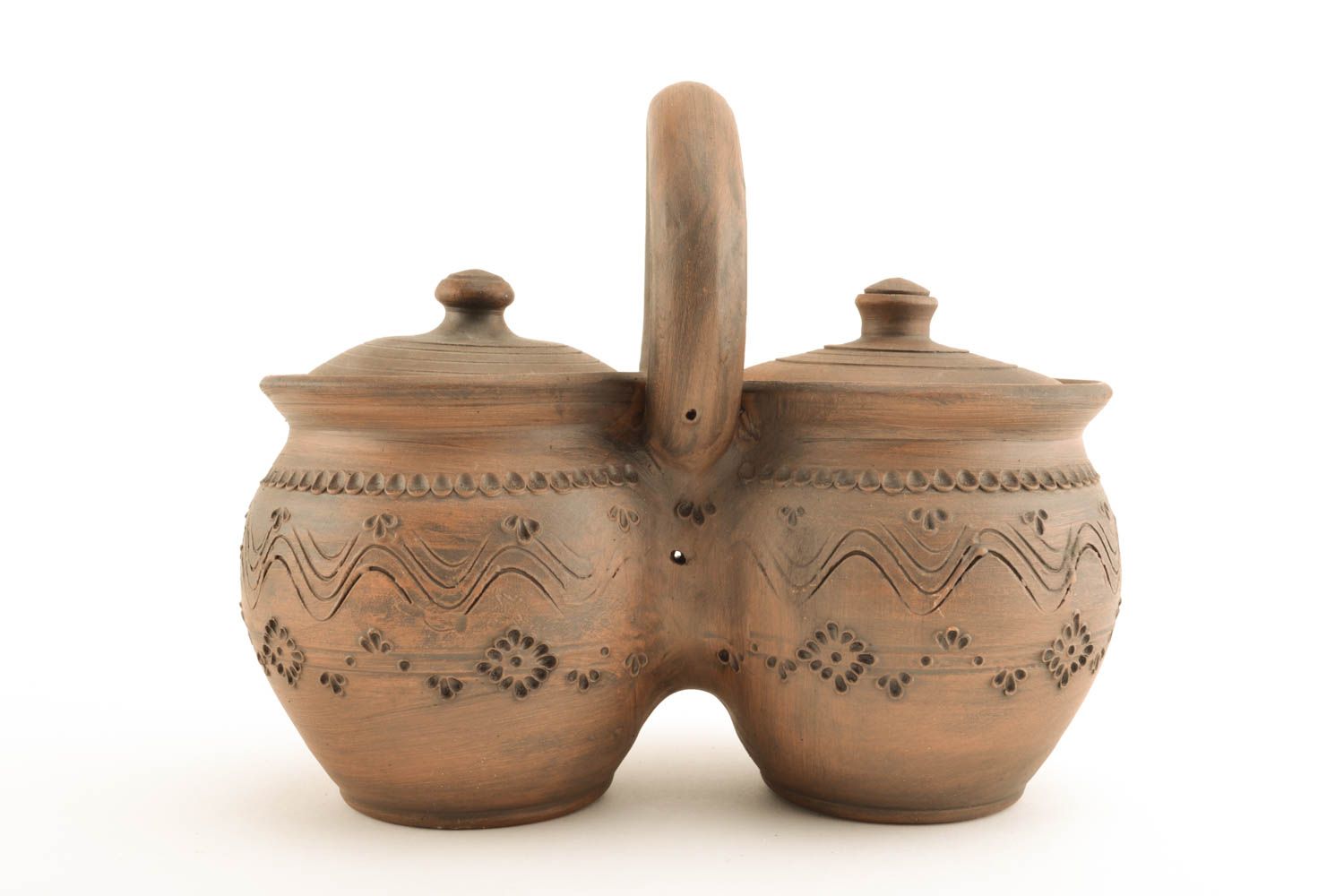 Pots en céramique aux motifs originaux photo 1