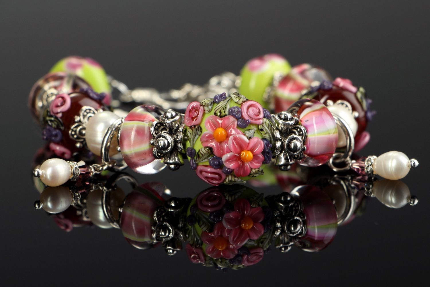 Bracelet made from glass and pearls Garden of Eden photo 1