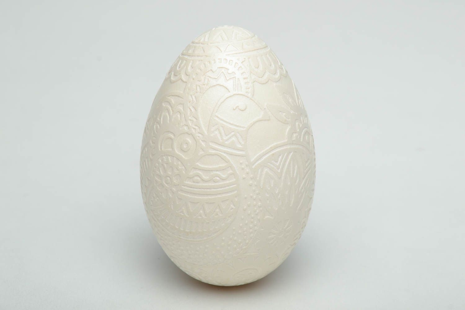 Easter egg etched with vinegar photo 2