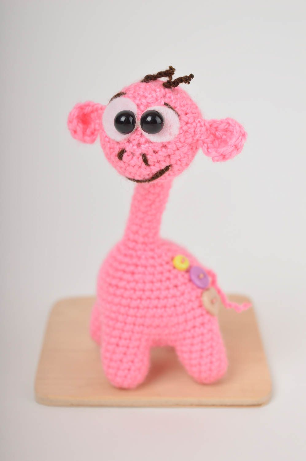 Knitted stuffed pink giraffe. 5 inches tall. A little gift for a baby girl photo 2