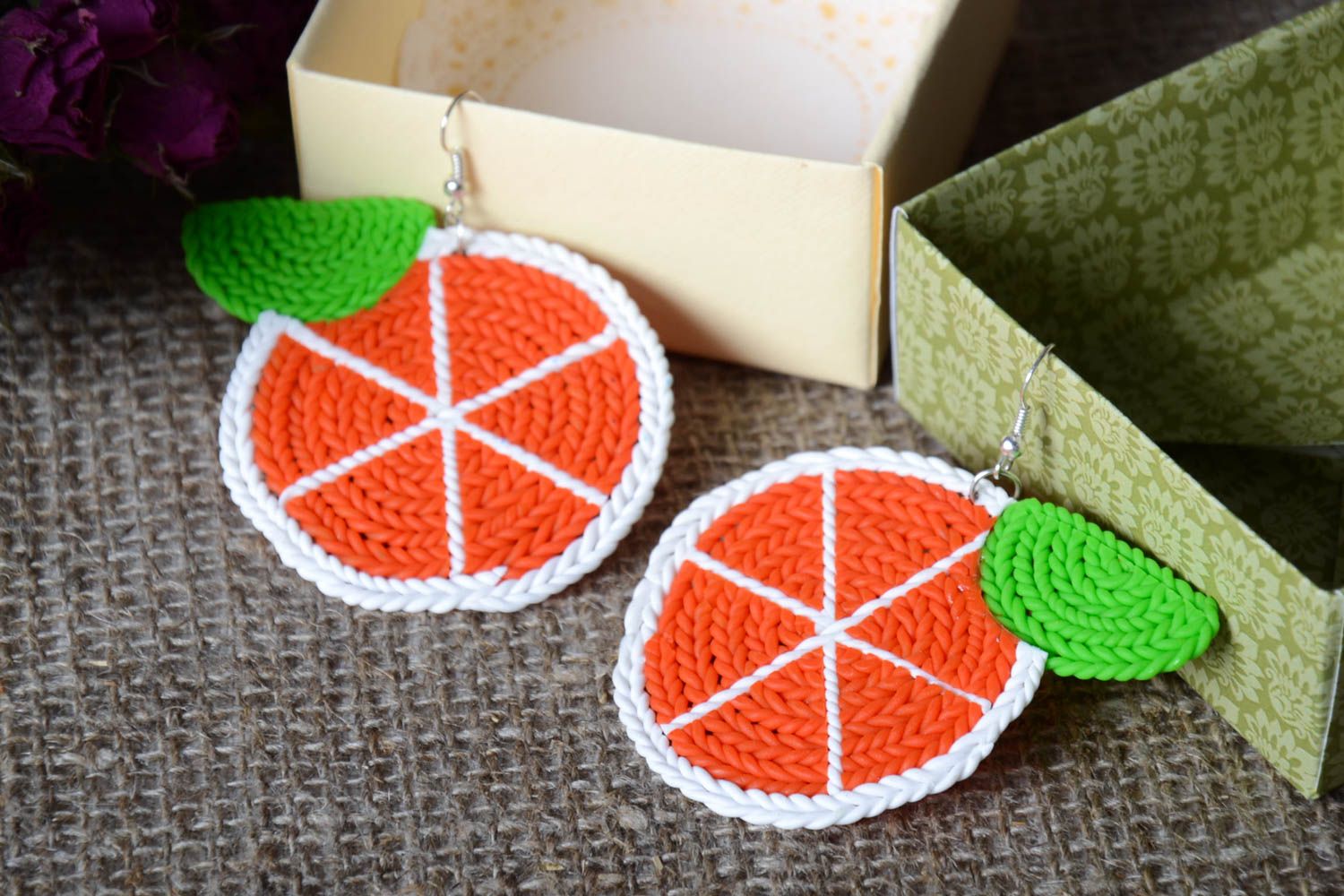 Модные серьги украшение ручной работы серьги с подвесками в виде апельсинок фото 1