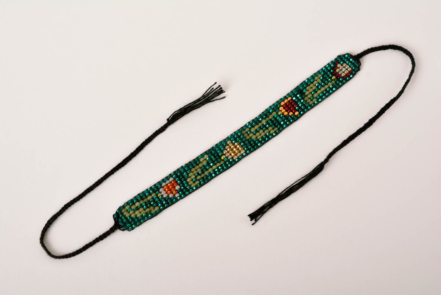 Christmas dark green beads floral strand bracelet for girls photo 5