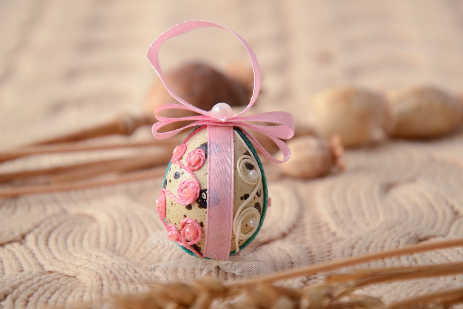 Интерьерная подвеска в виде пасхального яйца Розовая фото 1