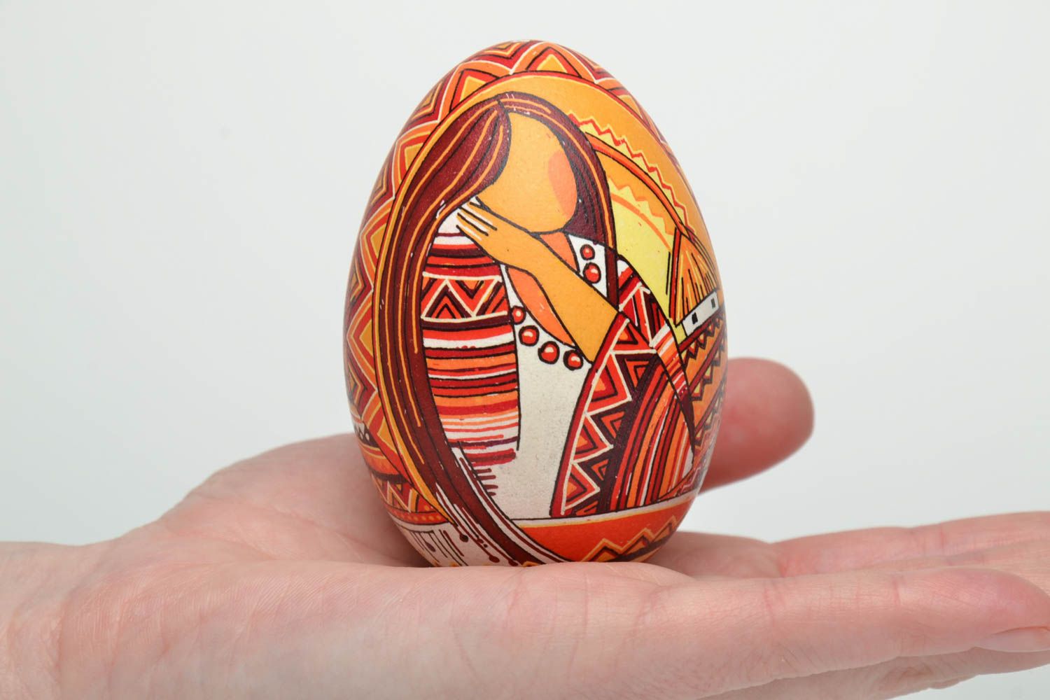 Painted Easter egg decorated with aniline dyes photo 5