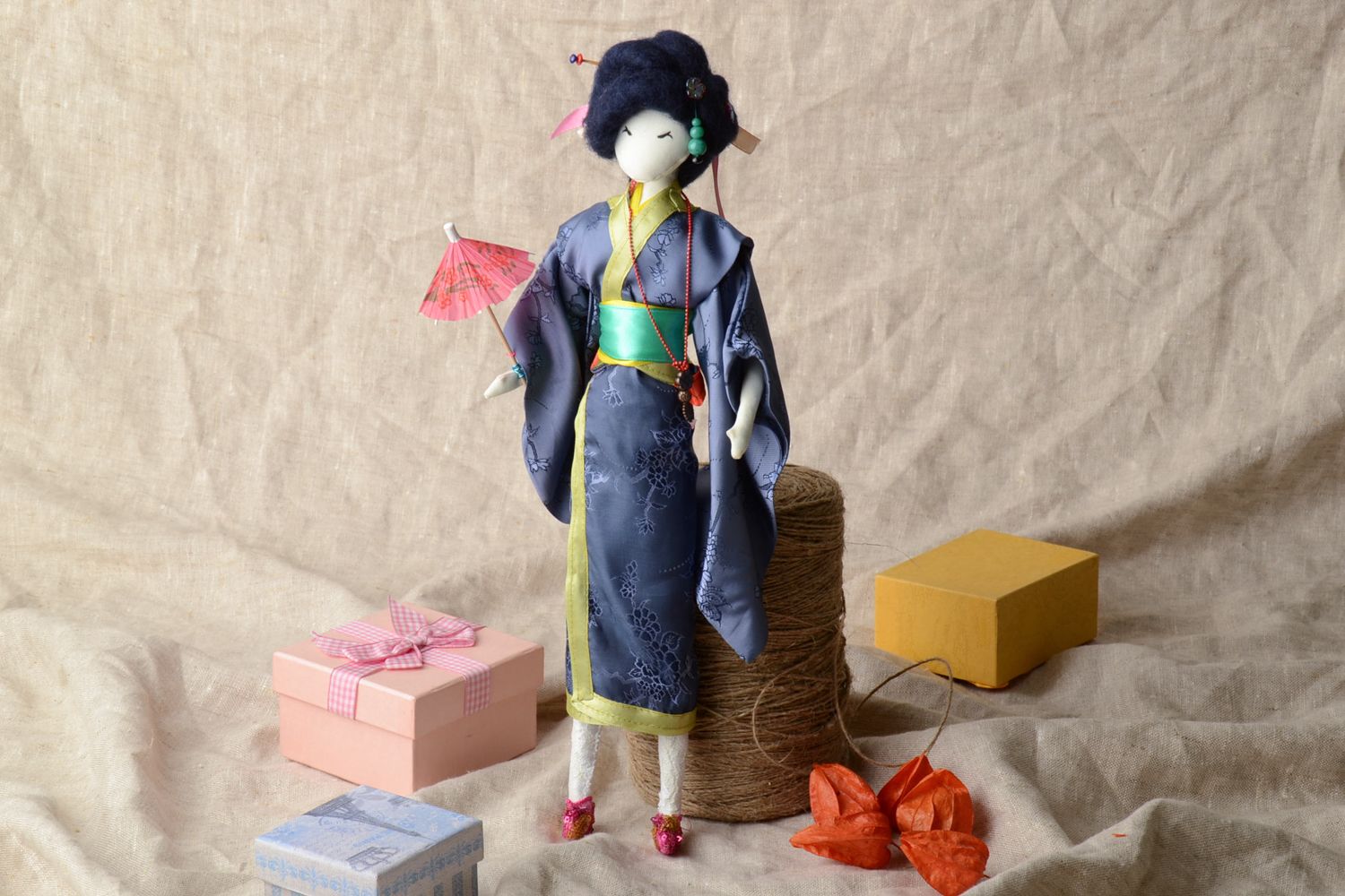 Авторская кукла из ткани японская гейша  фото 1
