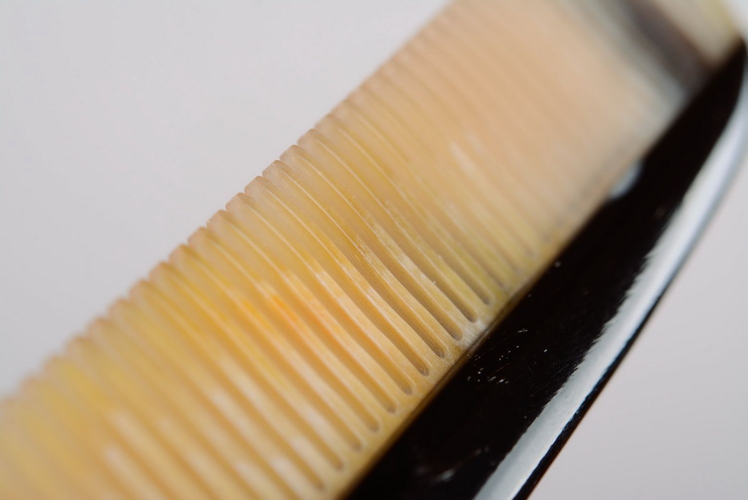 Men's comb made of horn photo 4