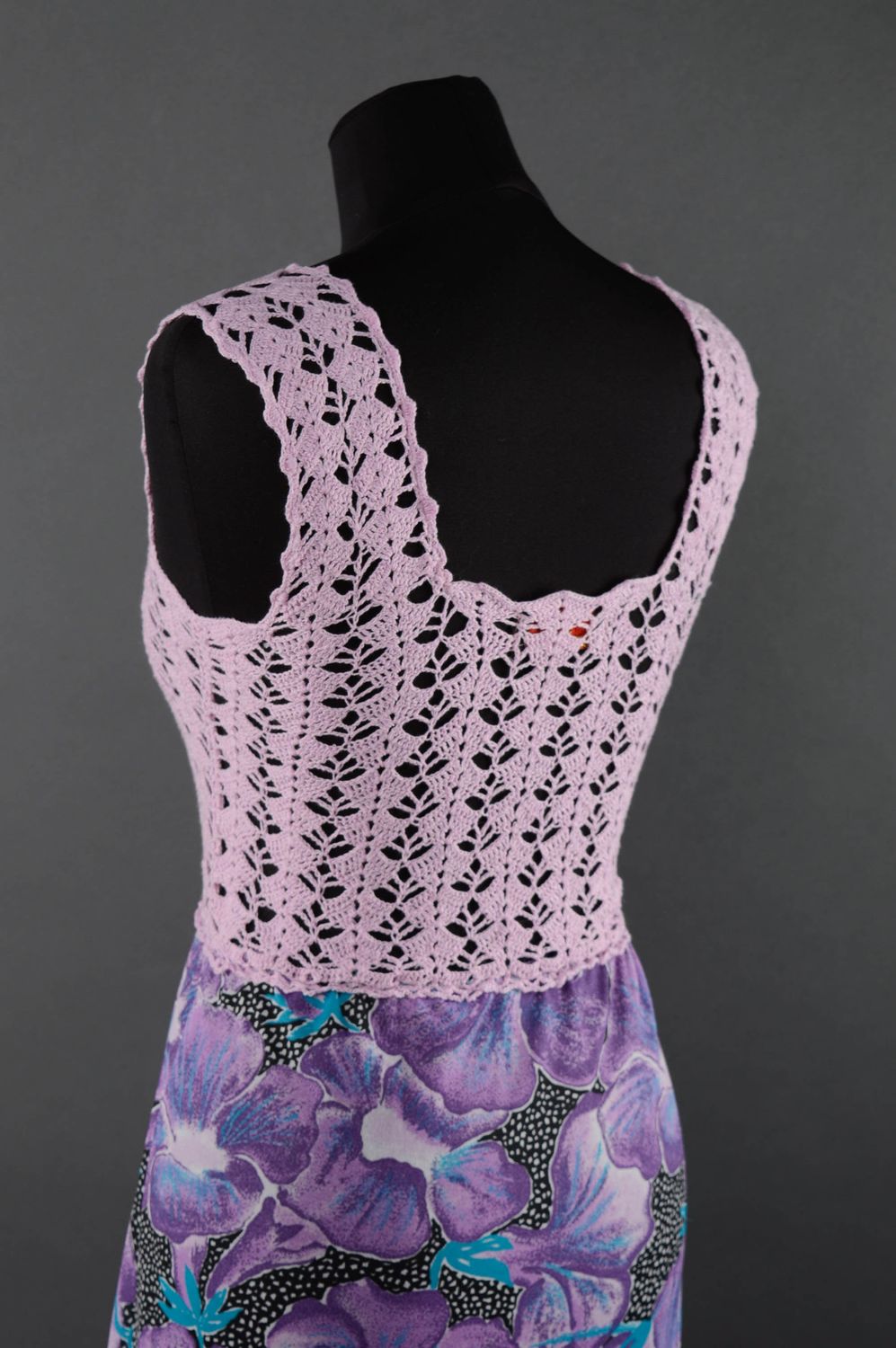 Crochet dress of lilac color and medium length photo 2