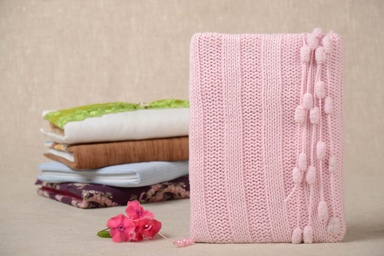 Carnet rose fait main Journal intime tricoté avec aiguilles Cadeau femme photo 1