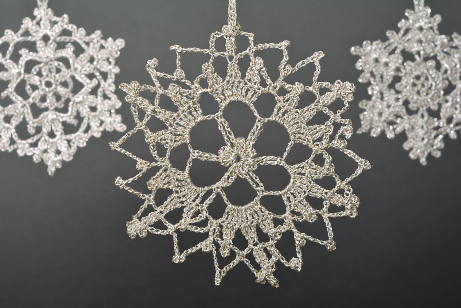 Handmade crocheted snowflake Christmas tree decor interior decor ideas photo 1