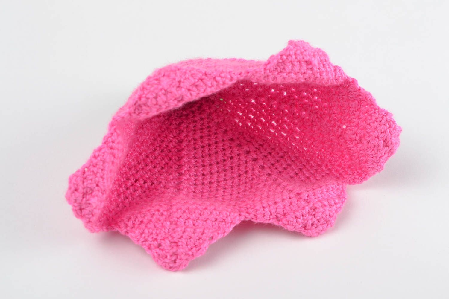 Bonnet rose fait main Chapeau enfant tricoté au crochet Vêtement enfant photo 4