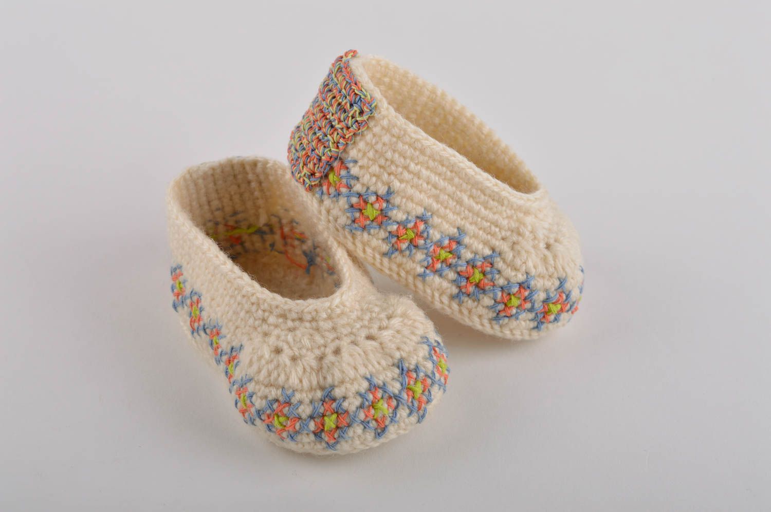 Handmade designer house slippers beautiful warm slippers cute footwear photo 2