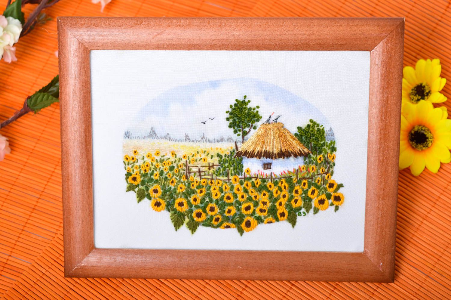 Handmade wall picture with embroidery stitch embroidery decorative use only photo 1