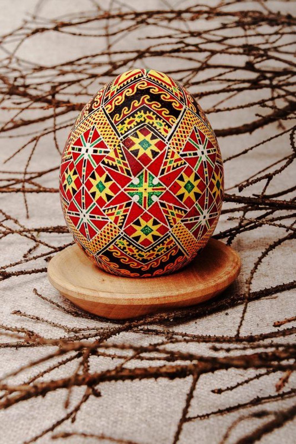 Huevo pintado de Pascua foto 1