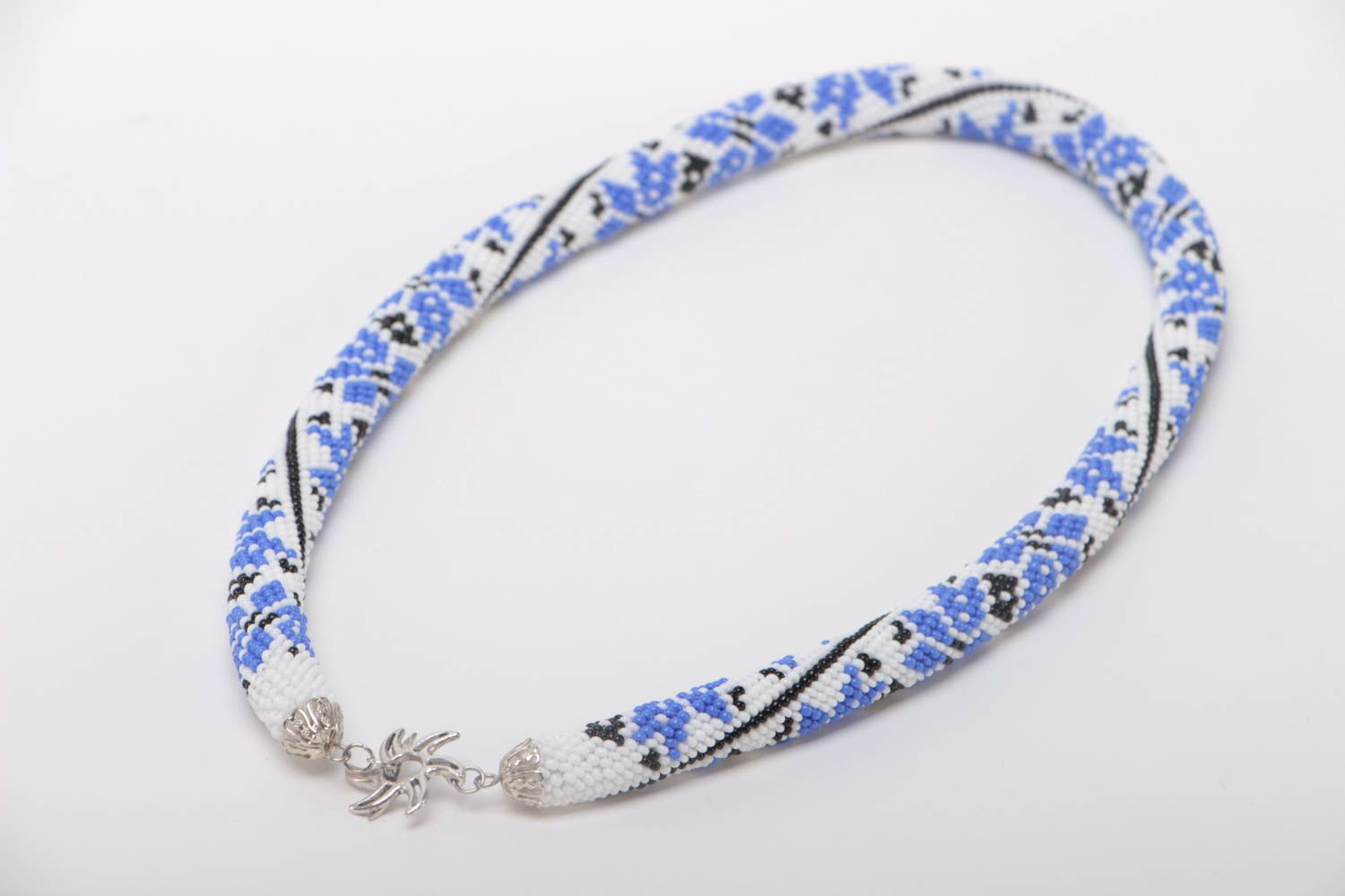 Accessoire ethnique collier en perles de rocaille blanc bleu fait main bijou photo 4