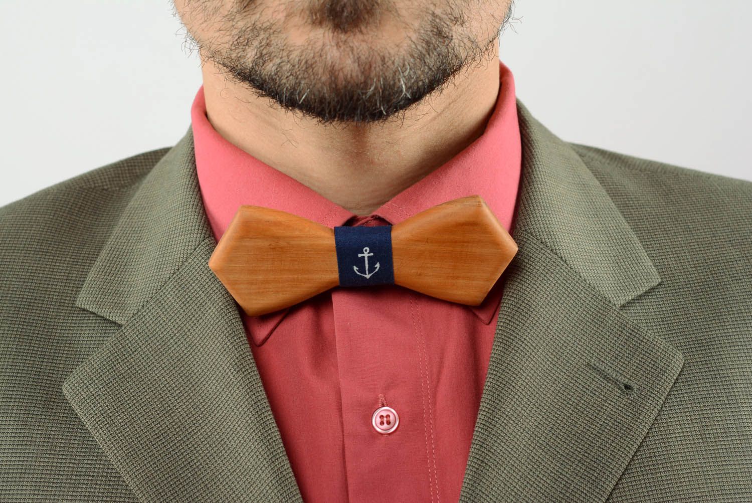 Wooden bow tie with anchor photo 1