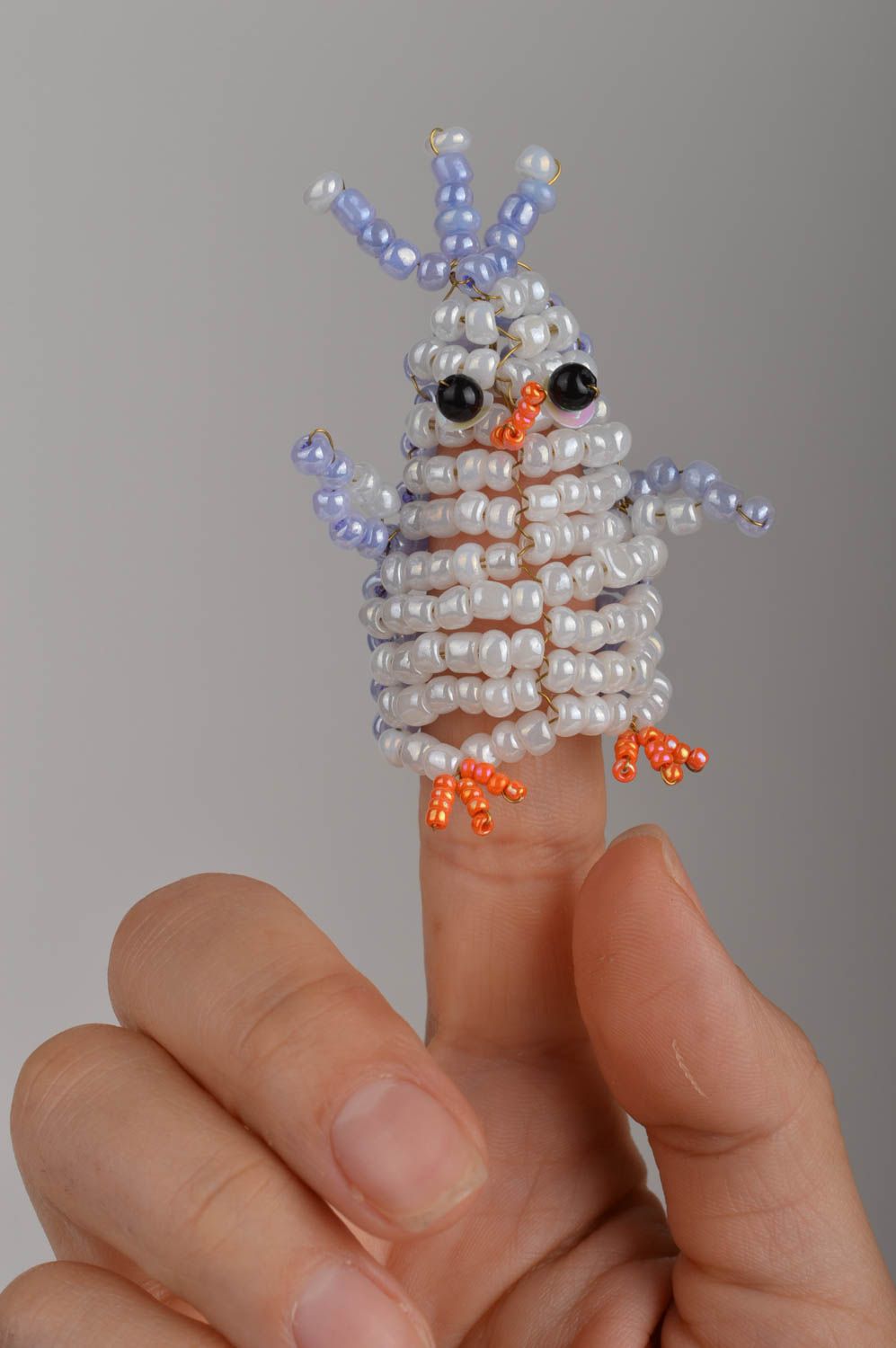 Unusual funny designer small handmade finger toy penguin made of beads photo 2