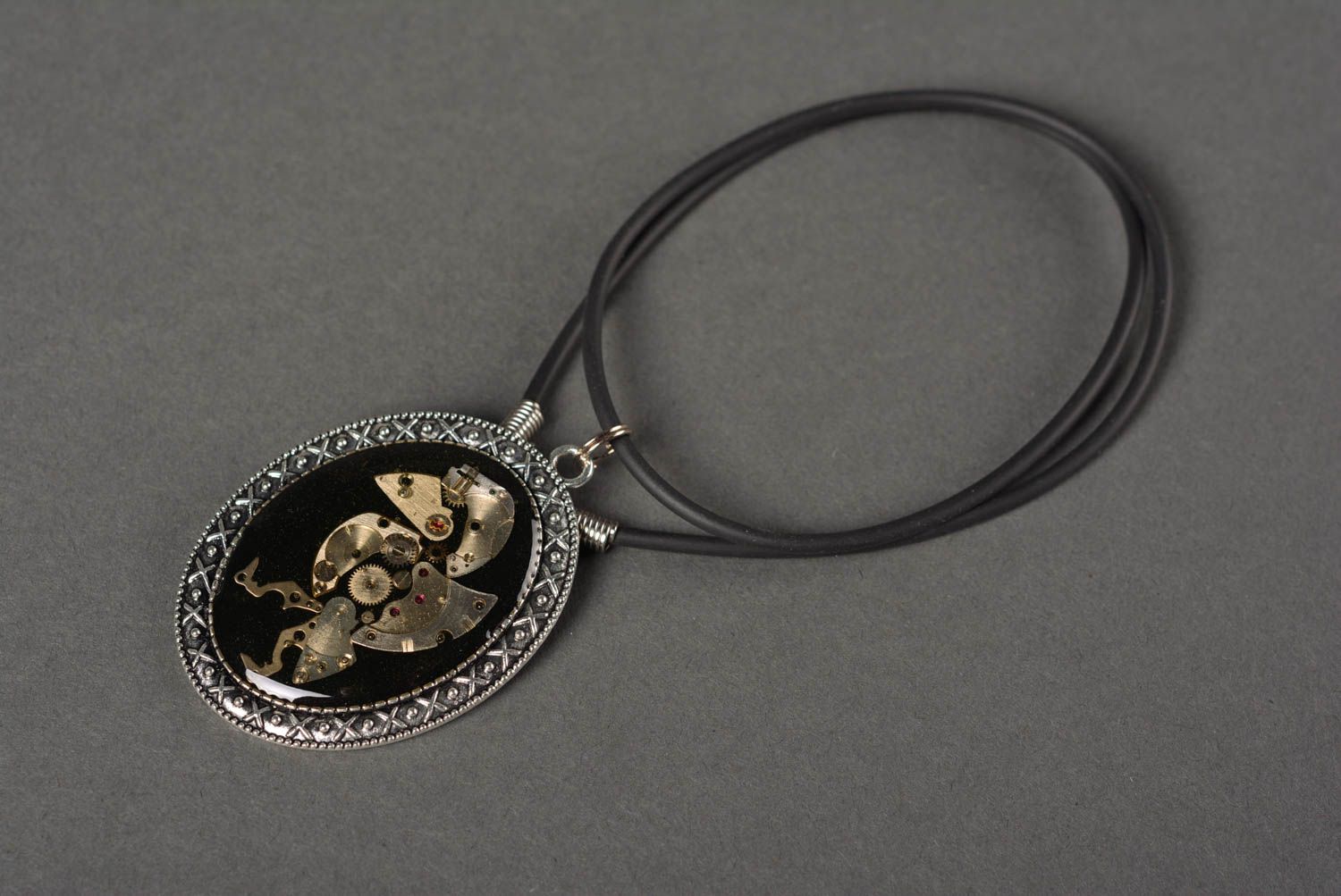 Stylish handmade neck pendant design metal pendant steampunk jewelry photo 4