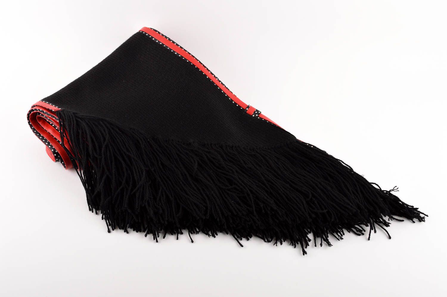 Шарф ручной работы шарф на шею черный с красным оригинальный женский шарф фото 1
