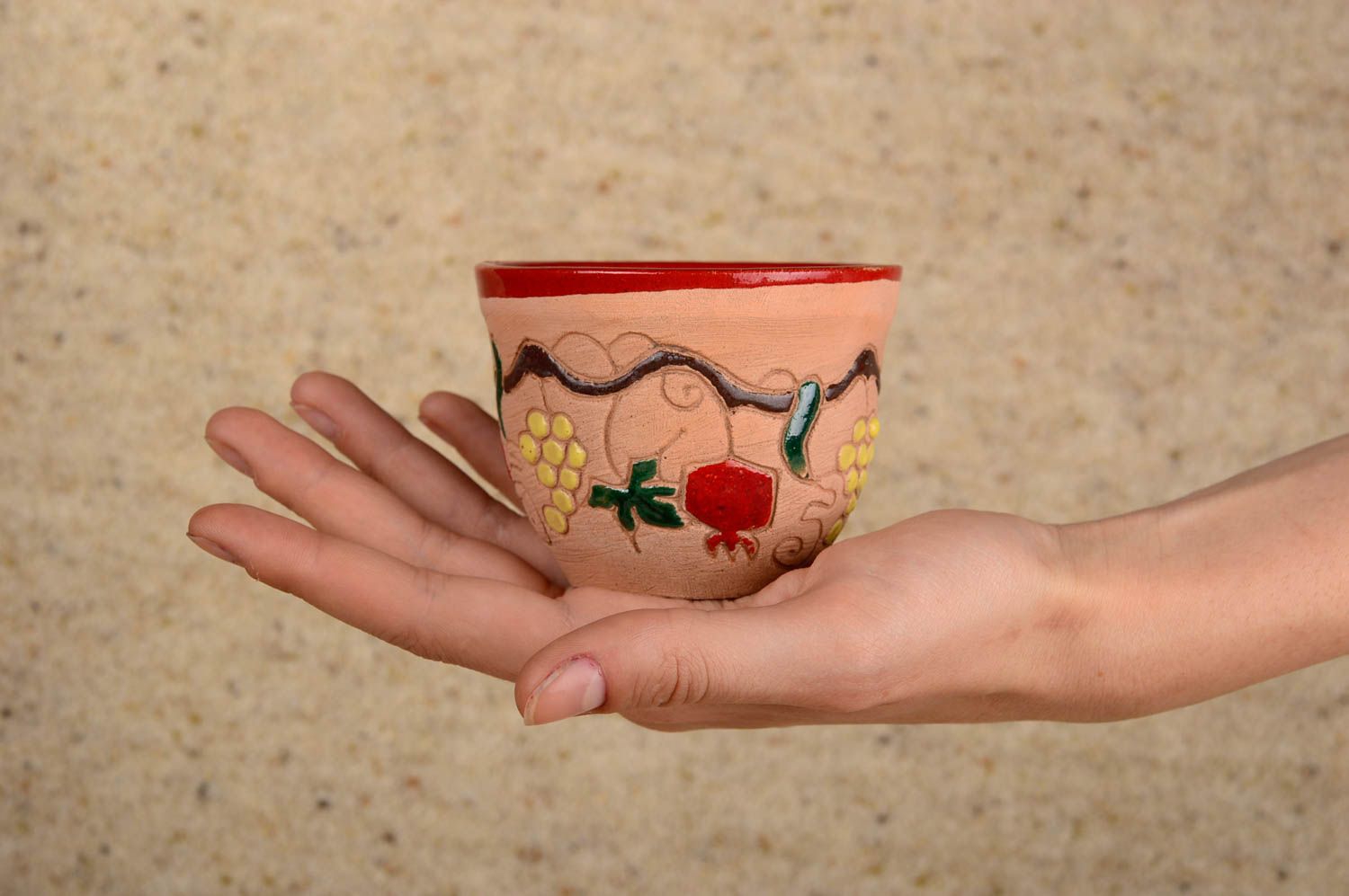 Vaso de cerámica artesanal con ornamento accesorio de cocina elemento decorativo foto 4