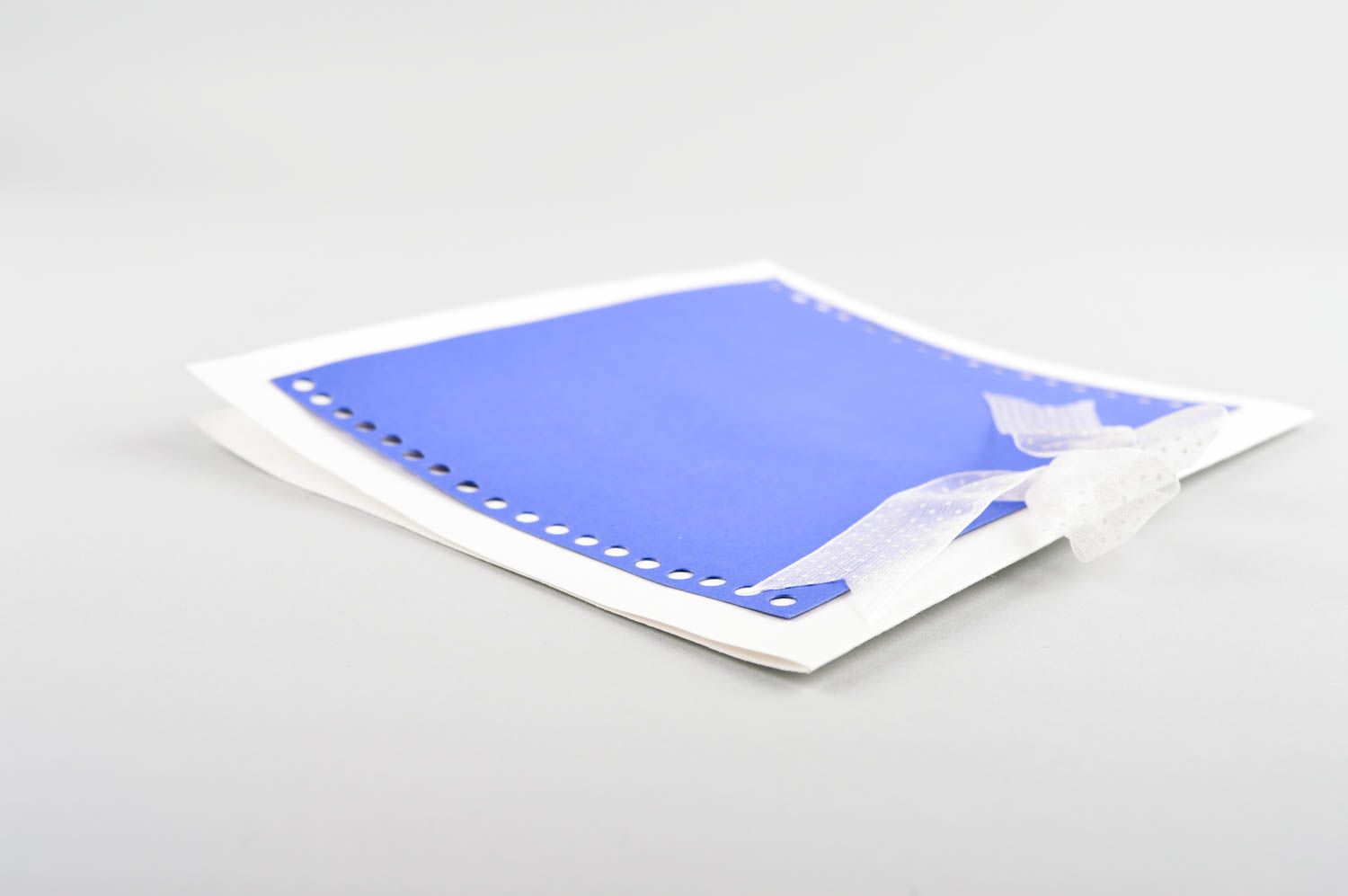 Конверт ручной работы конверт для приглашений конверт из бумаги синий с бантом фото 3