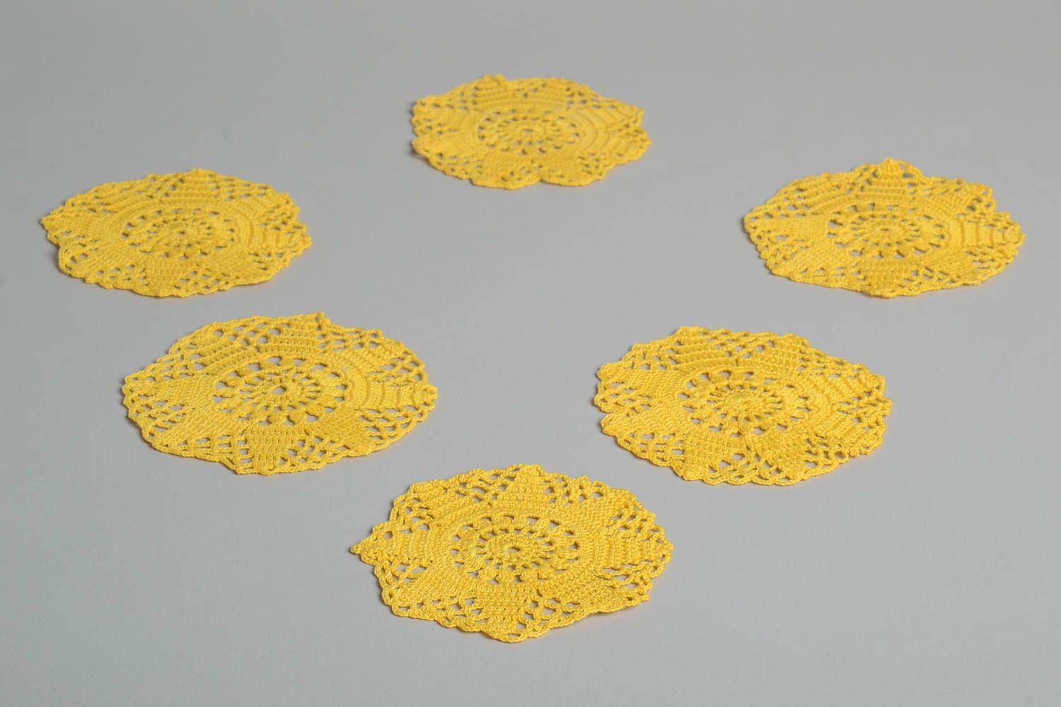 Handmade Servietten gelb klein Tisch Dekor Häkel Accessoires originell 6 Stück foto 2