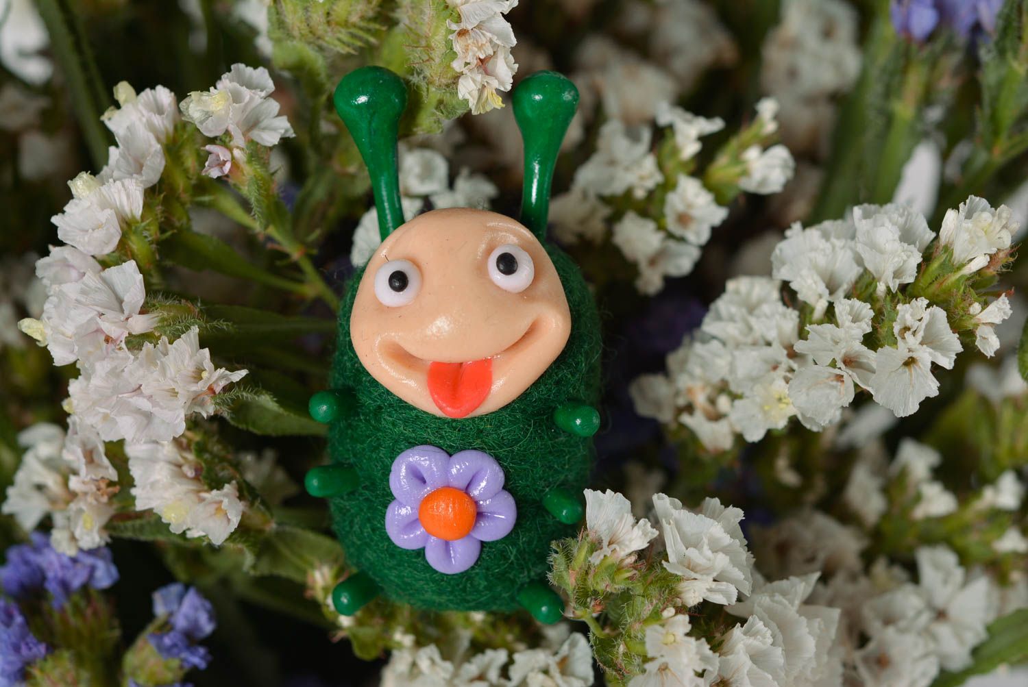 Handmade kleines Spielzeug gefilzte Figur Geschenkidee für Kinder grün foto 3