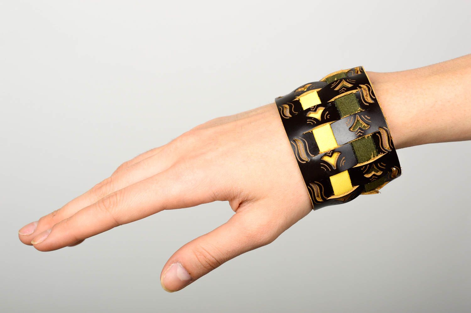 Stylish handmade bracelet designs womens wrist bracelet ideas leather goods photo 1
