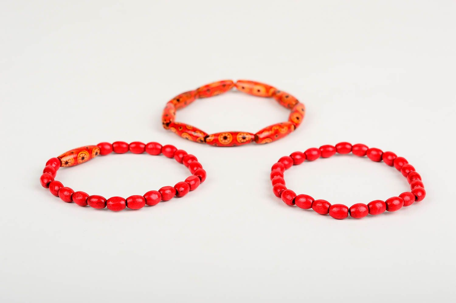 Three-layer hot red wooden beads bracelet for girls photo 4