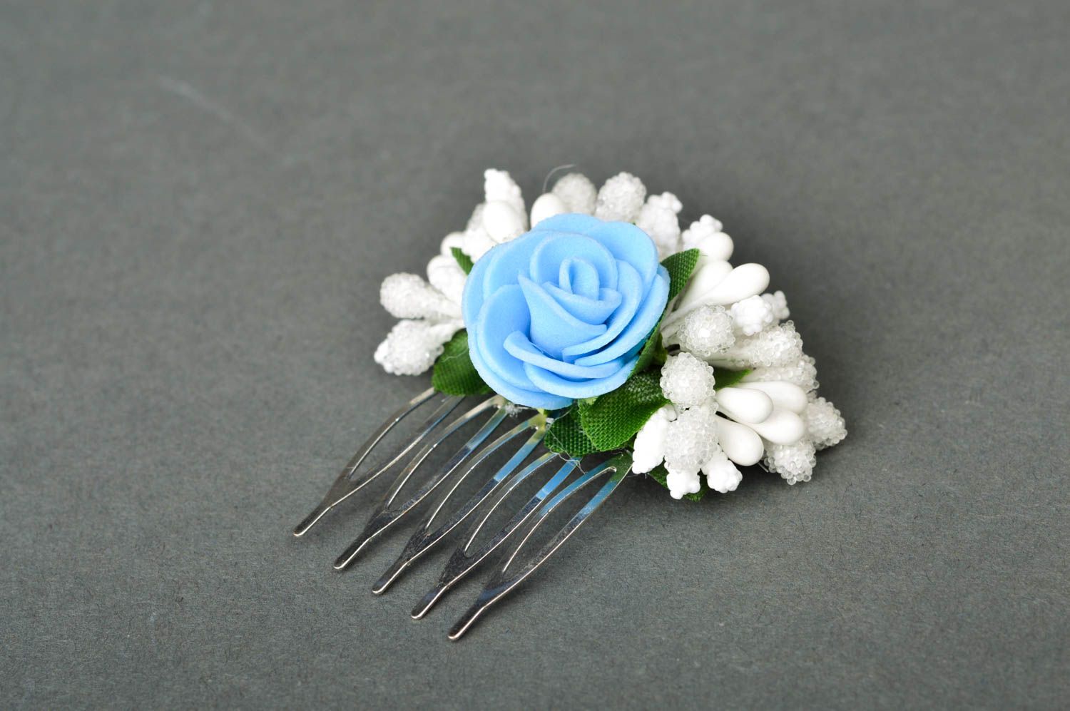 Peineta con flor azul adorno para el pelo hecho a mano accesorio para peinado foto 2