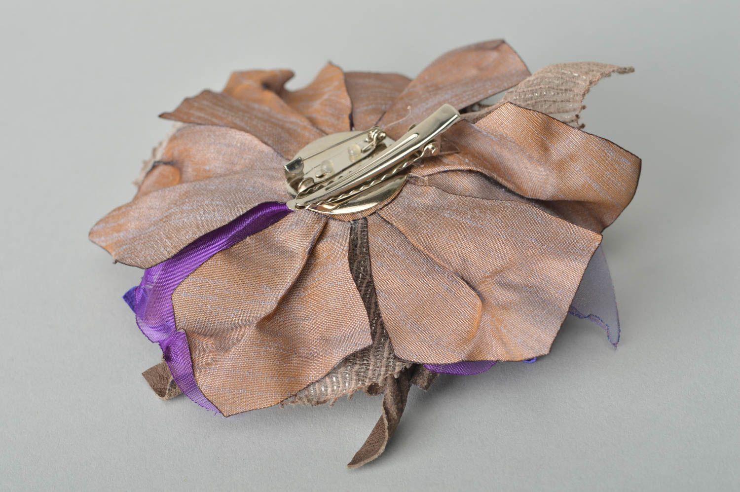 Broche Barrette fleur faite main grande en cuir Cadeau pour femme Violette  photo 5