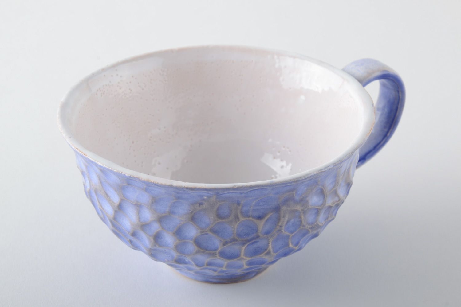 Glazed cell pattern handmade blue and white color ceramic coffee or tea cup photo 3
