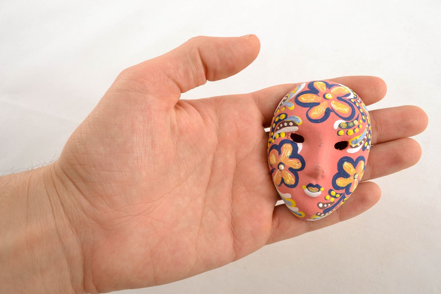 Ceramic fridge magnet in the shape of painted mask photo 1