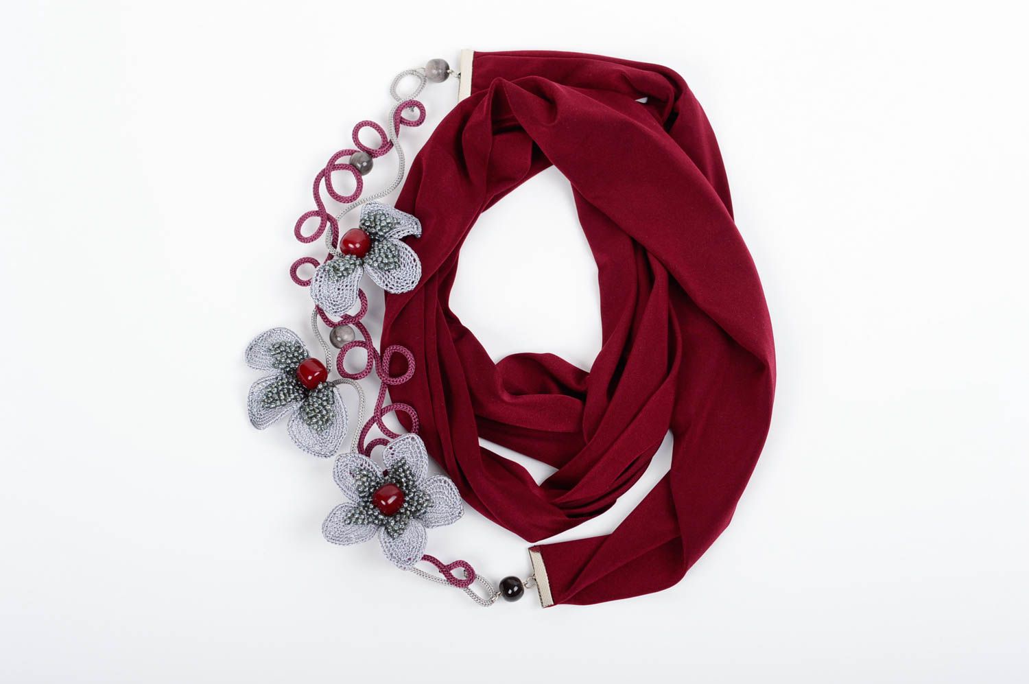 Écharpe rouge avec collier Écharpe faite main en tricotine Accessoire femme photo 1