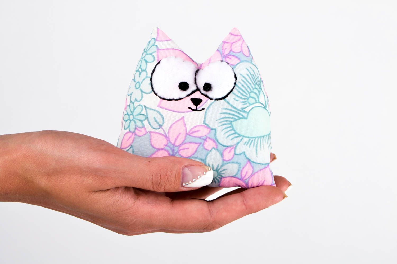 Авторская игрушка ручной работы игрушка кот с цветами игрушка из ткани красивая фото 1