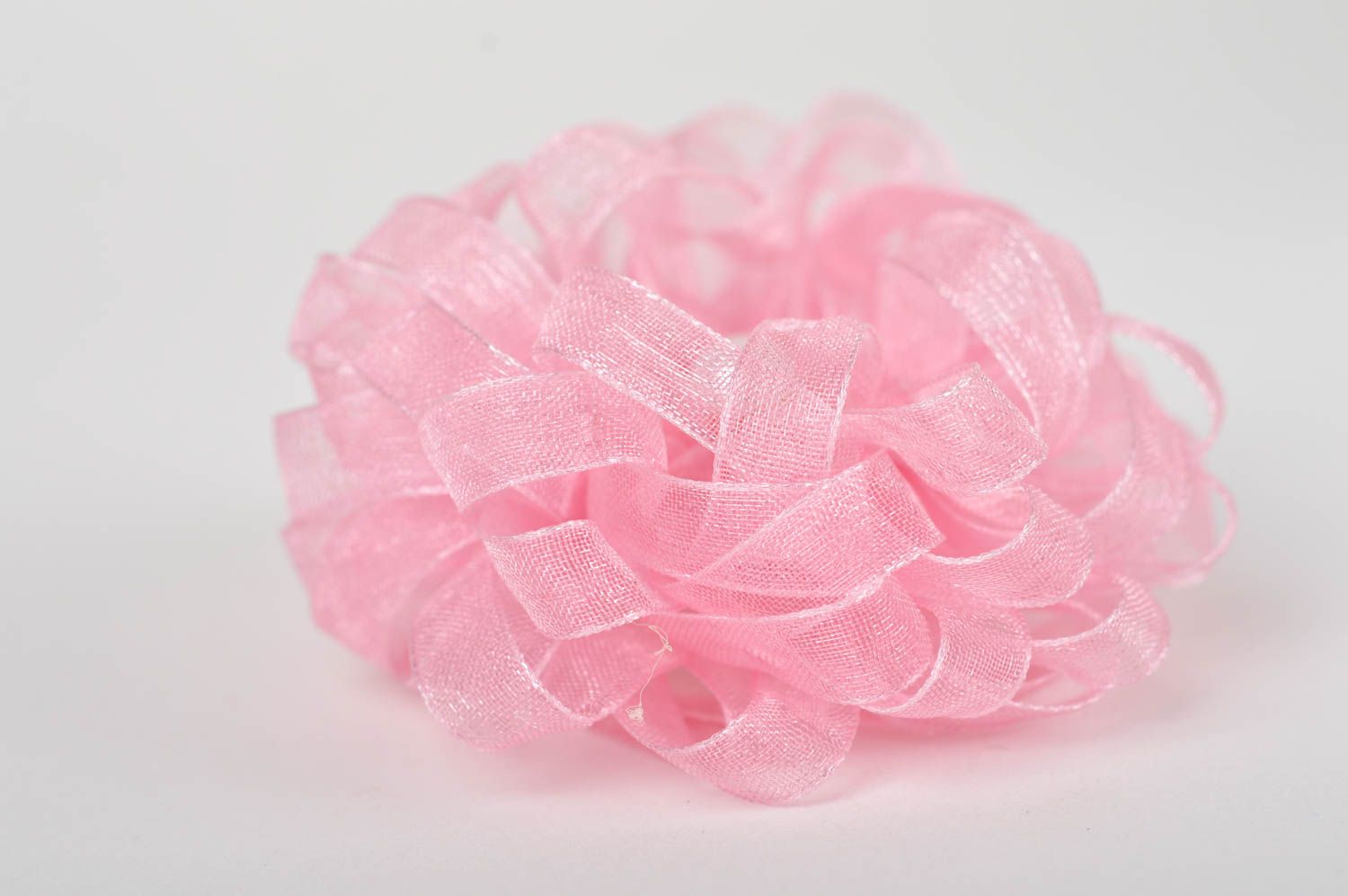 Резинка с цветком украшение ручной работы розовое нежная резинка для волос фото 3