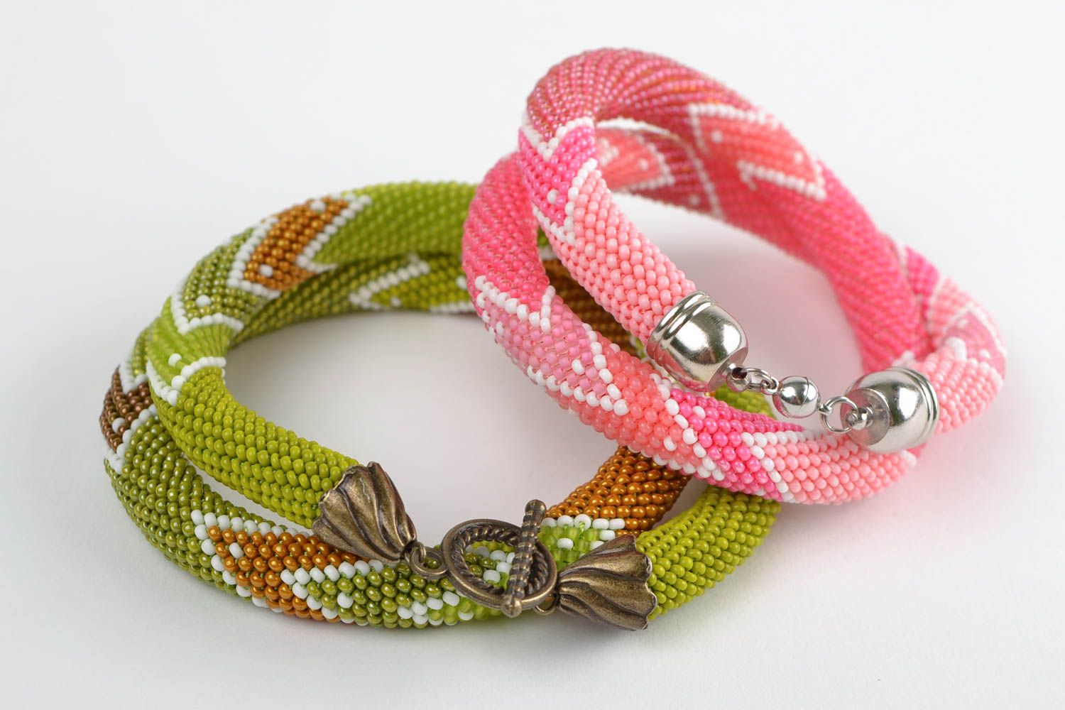 Ensemble de colliers en perles de rocaille au crochet 2 pièces rose et vert photo 5
