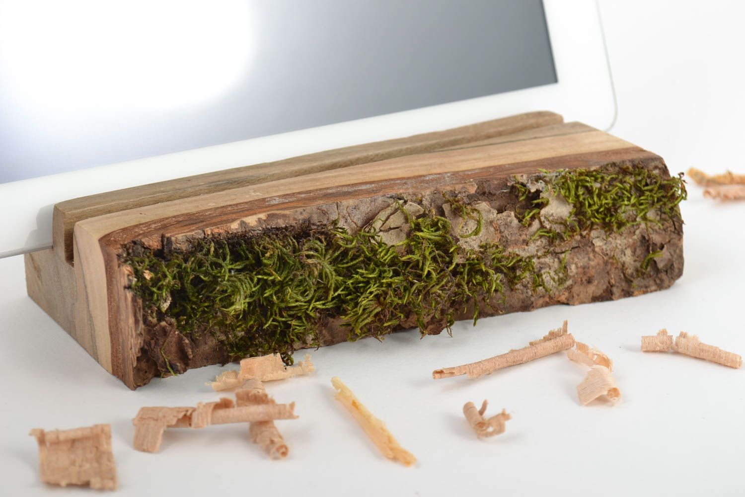 Handmade unusual cute eco-friendly stand for tablet made of wood with moss photo 1