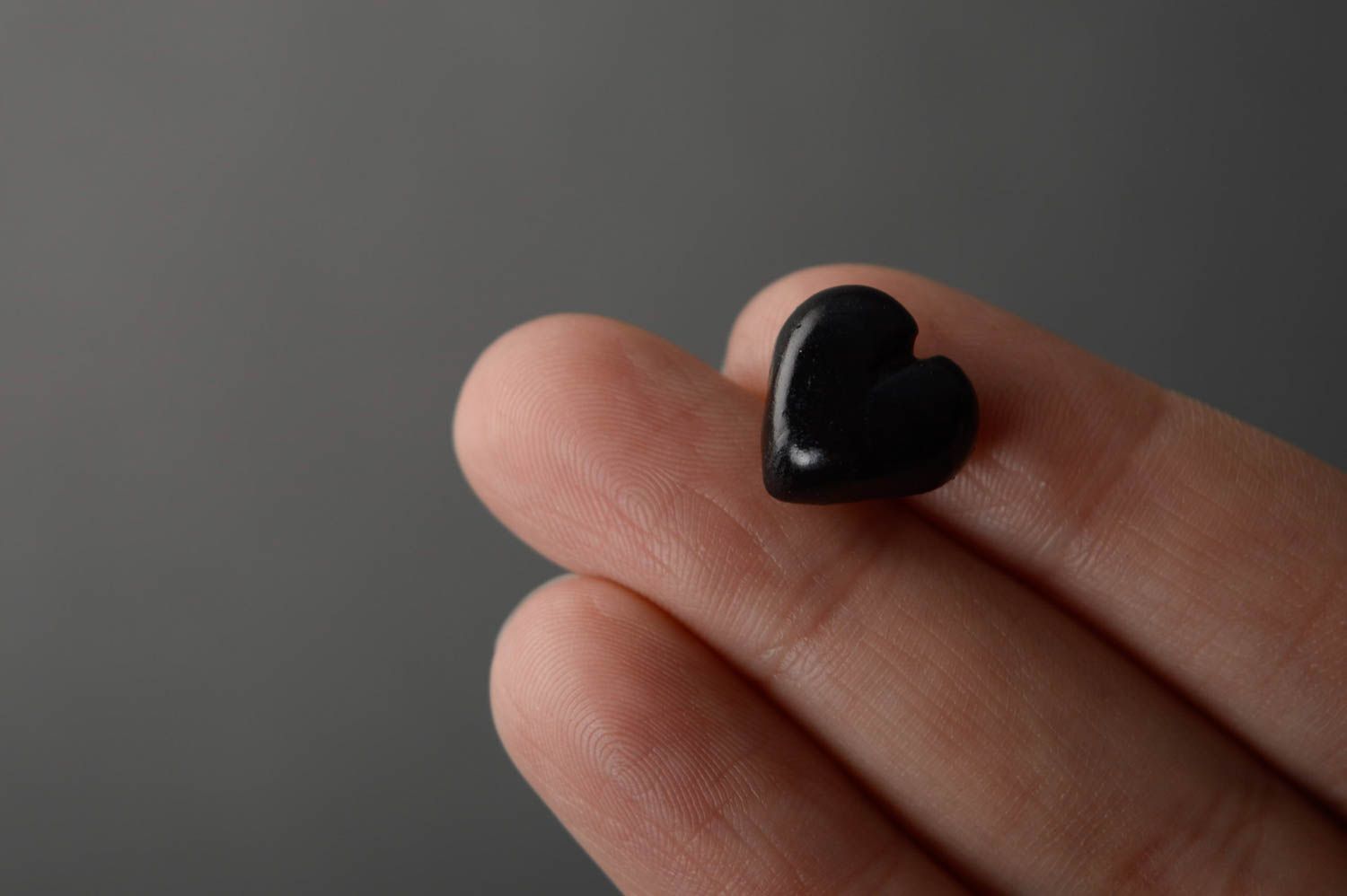 Unusual heart-shaped earrings photo 4